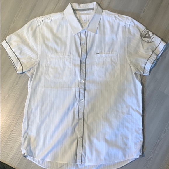 Guess White Casual Button Down Shirt Short Sleeves - Picture 1 of 5
